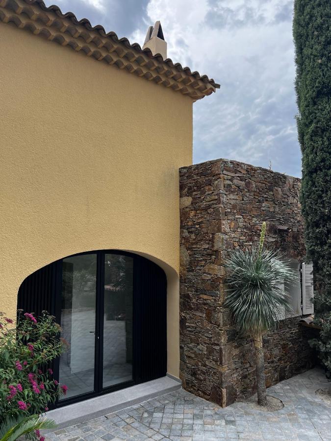 Villa Familiale Avec Vue Imprenable Saint-Raphaël Zewnętrze zdjęcie