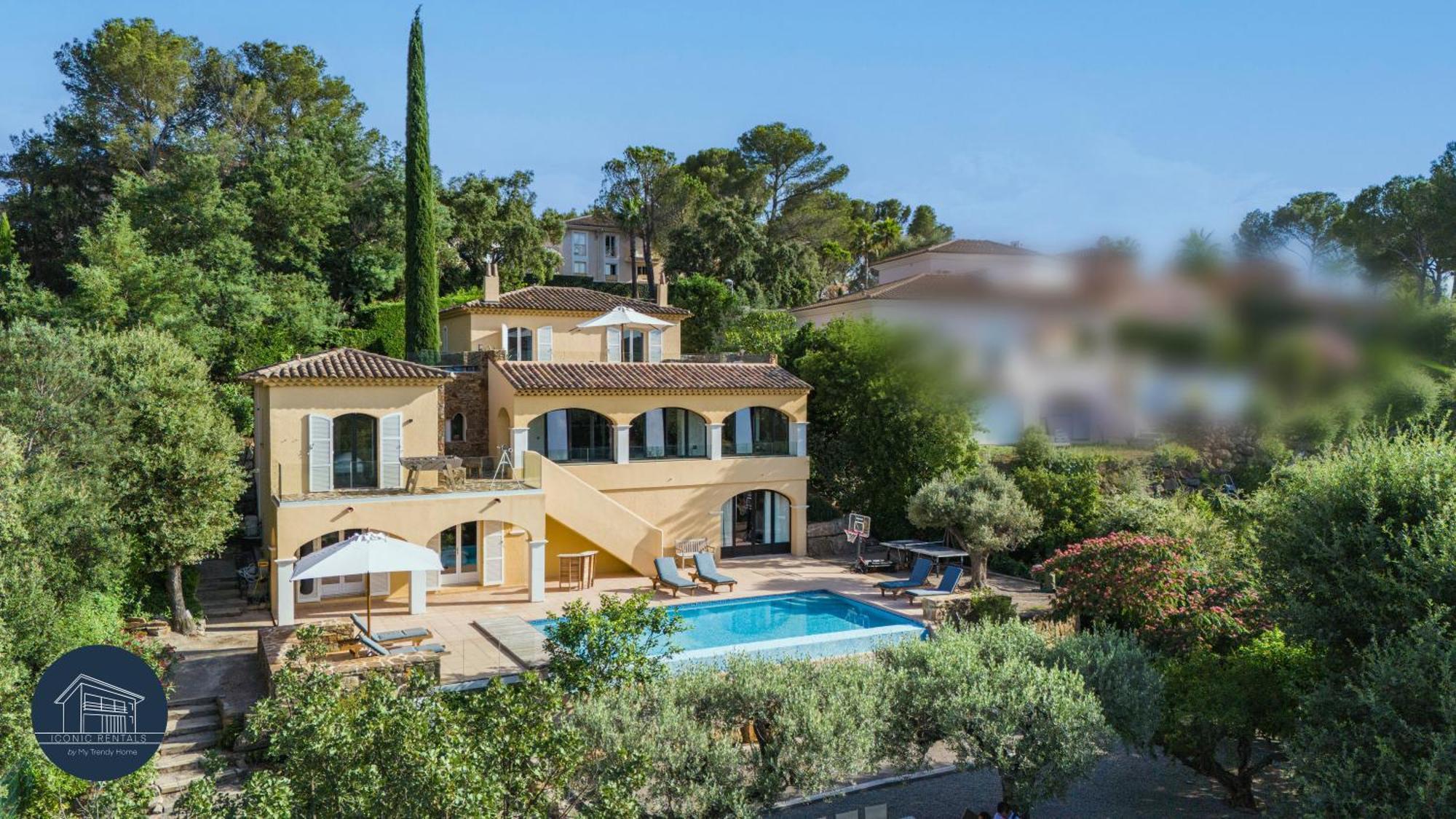 Villa Familiale Avec Vue Imprenable Saint-Raphaël Zewnętrze zdjęcie