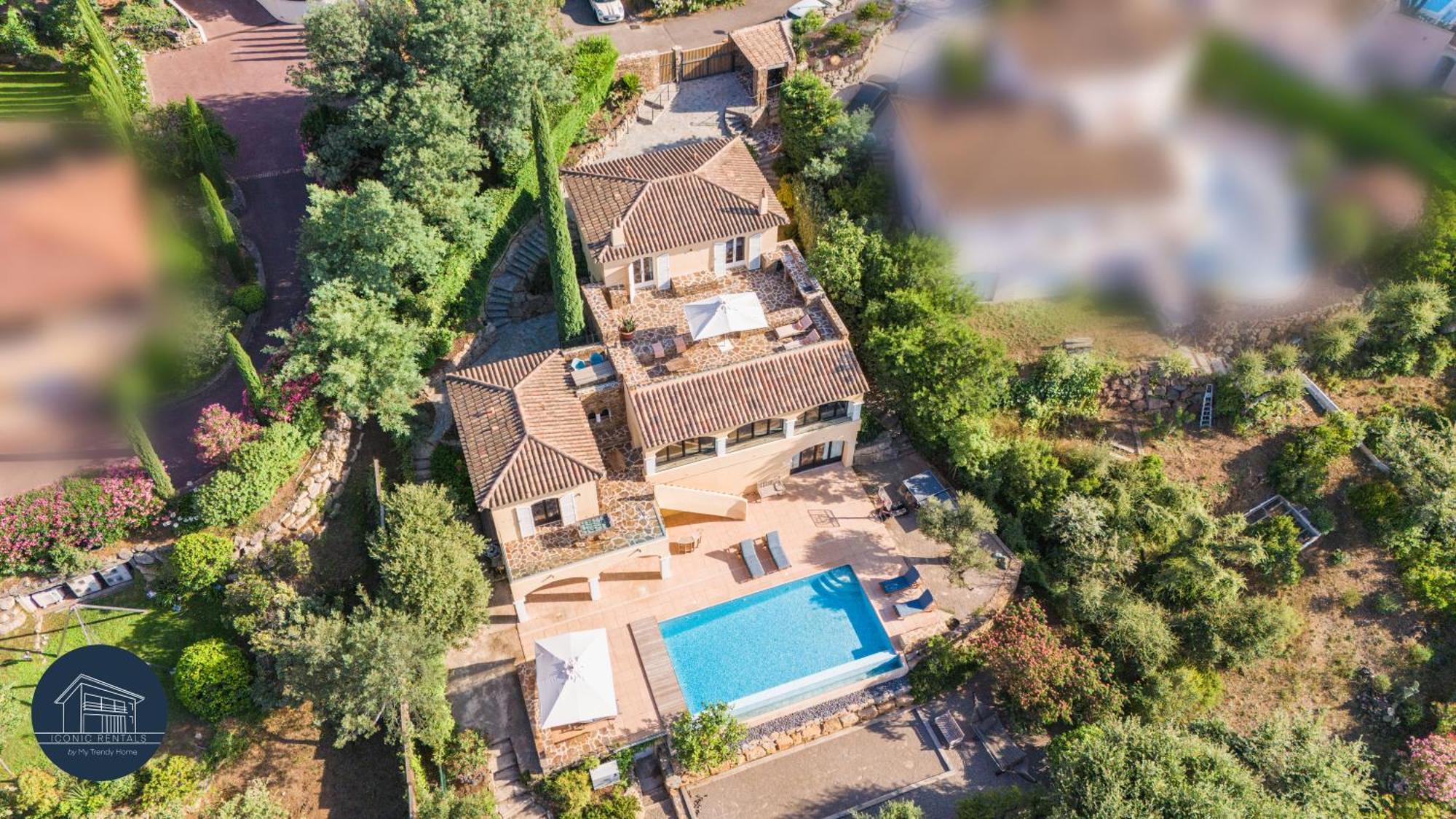 Villa Familiale Avec Vue Imprenable Saint-Raphaël Zewnętrze zdjęcie